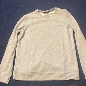 Grey sweatshirt